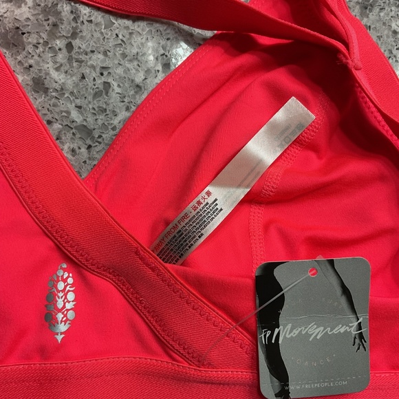 Free People NWT End Game Sportsbra - Neon Coral V-Neck and Wide Straps 🪸 - Picture 4 of 5